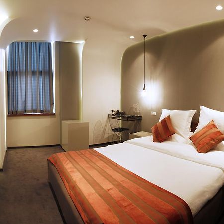 Hotel Russia Skopje Bagian luar foto