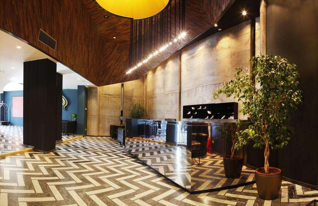 Hotel Russia Skopje Bagian luar foto
